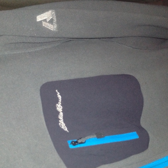 Eddie Bauer full zip - Picture 2 of 5